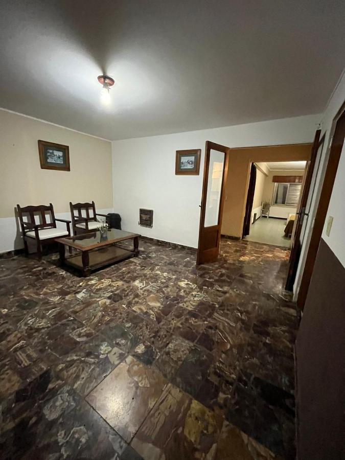 Hostel Casa Alvarado *